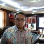 Sindir Jokowi, Fadli Zon: Prabowo Pakai Sarung Enggak Pakai Pencitraan