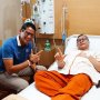 Zulkifli Hasan Masuk Rumah Sakit, Sandiaga Jenguk dan Pose 2 Jari