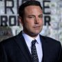 Ben Affleck Hadiahkan Kalung Penuh Makna untuk Jennifer Lopez, Harganya Rp130 Juta
