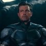 Mengintip Tunggangan Baru Ben Affleck, Ada yang Janggal dengan Helmnya