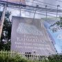 Kecewa Diselingkuhi, Seorang Pria Pajang Wajah Pacar di Baliho