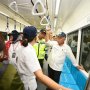 Begini Gaya Menteri Basuki Jajal MRT untuk Pertama Kali