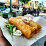 Ingin Makan Lumpia Sami Jaya, Siap-Siap Antre Panjang Ya!