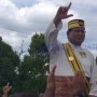 Capres Prabowo Terharu Disambut Meriah di Pontianak