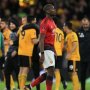Jawab Tantangan Ibrahimovic, Paul Pogba Tendang Dua Tutup Botol Sekaligus