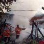 Ada Ledakan di Rangkasbitung, Ruko Dekat SD Mardi Utomo Terbakar