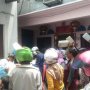Kelangkaan Minyak Tanah, Warga Karimun Antre Berjam-jam