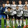 Loew Isyaratkan Manuel Neuer Masih Jadi Pilihan Kiper Utama Tim Jerman