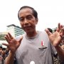 Emak-emak Buka Nasi Bungkus di Stasiun MRT, Jokowi: Jangan Buang Sembarang
