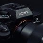 Punya Layar Flip-up, Sony Siap Rilis Kamera RX0 II