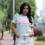 Pakai Baju Bling Bling, Titi Kamal Tampil Kece Nggak Norak