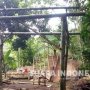 Lelaki Misterius Bermotor Trail Beri Uang ke Kakek Miskin, Bikin Geger
