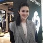 Penampakan TV Sandra Dewi Bikin Geger, Dibilang Mirip Layar Tancap