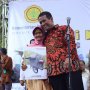 Panen Padi di Indramayu, Mentan Minta Bulog Serap Gabah Secara Cepat