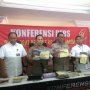 Todong dan Turunkan Penumpang Tanpa Busana, Driver Taksi Online Diringkus