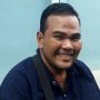 Sepi Job, Fahmi Bo Bantu Istri Jualan Kue