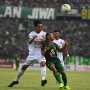 Tiga Kali Gagal Menang di Kandang, Persebaya Krisis Barisan Pertahanan?