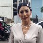 Bukan Suami, 5 Potret Mesra Tyas Mirasih Bareng Kesayangan