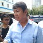 Beredar Foto Anak SD Ditempel Stiker Jokowi, Adik Prabowo: Enggak Boleh Itu