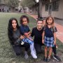Wow, Putri Kourtney Kardashian Pakai Selop Jutaan Rupiah ke Sekolah