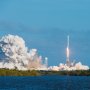 Falcon Heavy Sukses Tunaikan Misi Komersil Perdananya