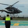 Terlalu Tajir! Ketinggalan di Rumah, Tas Pria Ini Dikirim via Helikopter