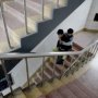Haru, Remaja Asal China Enam Tahun Menggendong Sahabatnya ke Sekolah
