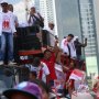 Pawai Pendukung Jokowi - Maruf dari Bundatan HI ke GBK Digoyang 'Sayur Kol'