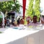 Dapat Lima Surat Suara, Bupati Karimun Mengaku Kesulitan di Bilik Suara