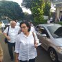 Menkeu Sri Mulyani Nyoblos Berbaju Putih dan Jeans, Ngaku Sudah Biasa