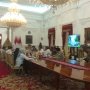 Dinyatakan Menang Quick Count, Jokowi Langsung Rapat dengan Menteri