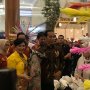 Jokowi Belanja Batik Jambi dan Kain Betawi di Inacraft 2019