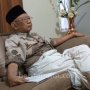Gus Sholah Kritis, Santri Tebuireng Mulai Berdoa