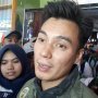 Momen Haru saat Baim Wong Belikan Mobil Baru untuk Ayahnya