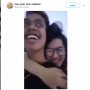 Asik Gendong-gendongan, Akhir Kisah Cinta Pasangan Ini Ngenes Abis