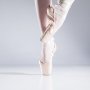 Salut Banget, Tubuh Gemuk Tak Kurangi Kelincahan Balerina Ini