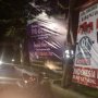 Baliho 'Kemenangan Prabowo - Sandiaga' di Garut Diturunkan Petugas