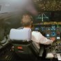 Menegangkan, Intip Momen Pilot Daratkan Pesawat di Tengah Badai Freya