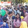 Seperti Nyoblos Pilpres, Beli Sembako Murah Harus Celupkan Jari ke Tinta