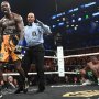 Brutal! Deontay Wilder Pukul KO Lawan Saat Ronde Pertama Baru 2 Menit