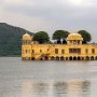 Sejuta Pesona Jal Mahal, Istana Tengah Danau di Rajhastan India
