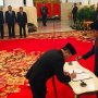 Jokowi Lantik Komisaris Freeport Indonesia Jadi Kepala BSSN di Istana