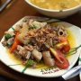 Sejak 1960, Lezatnya Soto Betawi Haji Mamat nan Legendaris
