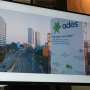 Unik, Perusahaan Air Mineral Ini Buat Billboard Dari Sampah Plastik Botol