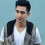 Verrell Bramasta Jajan Es di Pinggir Jalan, Warganet Malah Curigai Hal Ini