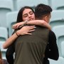 Masut Ozil Pamer Pelukan Mesra Jelang Final Liga Europa