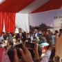Rakyat Membludak, Jokowi Keluar Istana untuk Lebaran di Monas