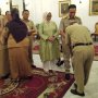 Anies Kasih Jempol ke Pasukan Orange Tetap Kerja saat Lebaran