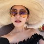 7 Potret Chryseis Tan, Wanita Kaya di Asia yang Liburan Bareng Luna Maya