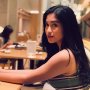 9 Gaya OOTD Ochi Rosdiana yang Simple Tapi Kece Abis